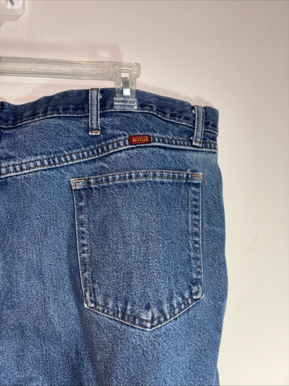 Classic Rustler Men's Blue Denim Jeans. J-12 - Picture 3 of 11